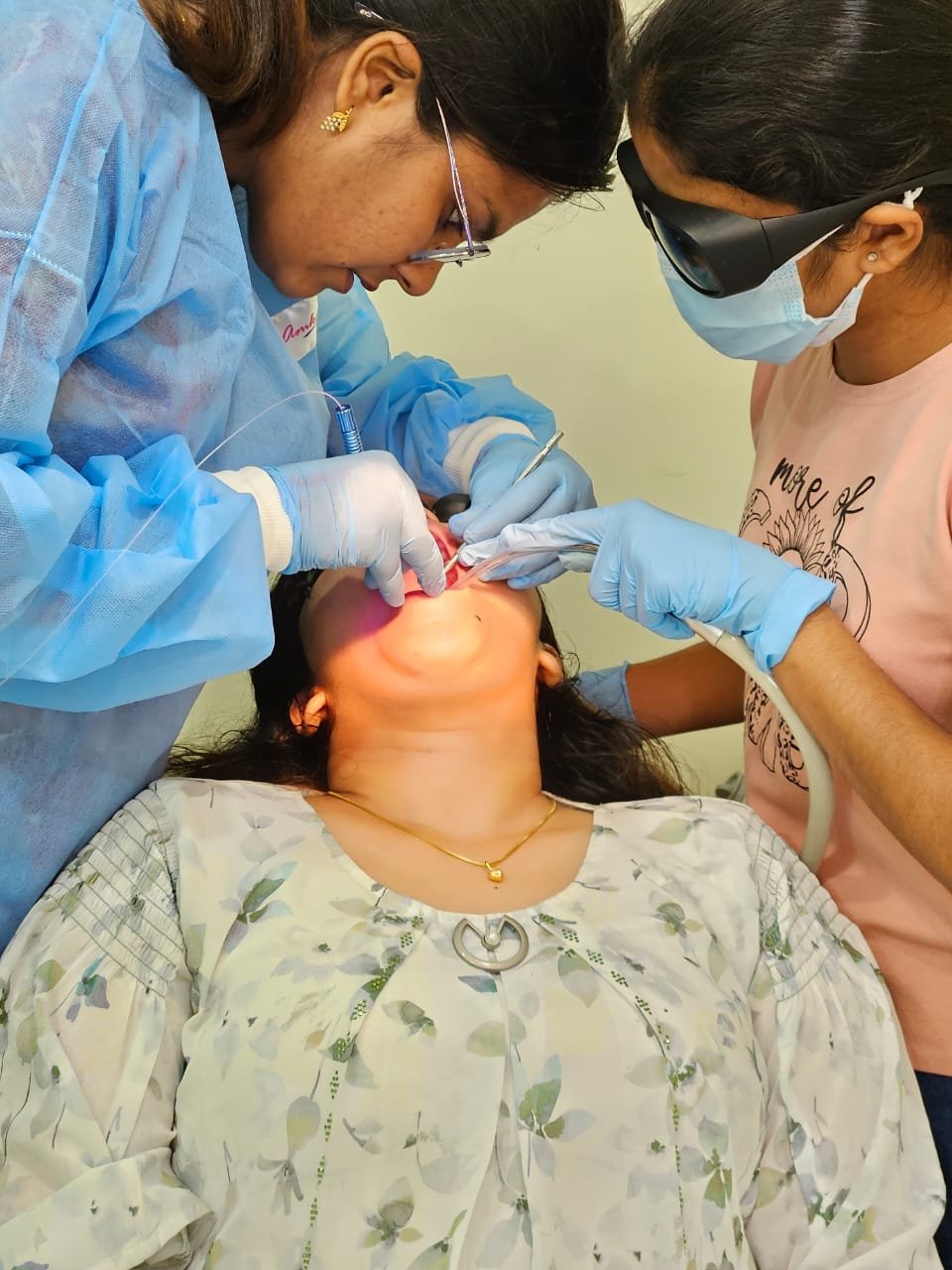 Zirconia crowns treatment in Akurdi Pune at Smile N Shine Dental Clinic